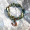 Naturstein-Armband aus Jaspis-Rechtecken mit Hufeisen Charm aus Bronze Bild 2