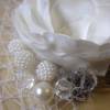 Brautkamm Haarkamm Creme Weiß Satin Blume Brautschmuck Kamm Stoffblume mit Perlen "Jolie" romantisch elegant festliche Accessoire Hochzeit Bild 2