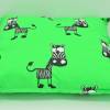 Kinderkissen in grün mit Zebras, Kuschelkissen, Bild 2