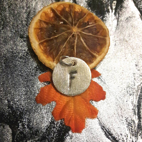 personalisierter Anhänger aus 999 Silber mit Wunschbuchstabe