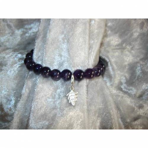 Amethystarmband elastisch mit Blatt-Charm aus 999 Silber