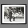 Zeitungsjunge 1910 schwarz weiß Fotografie gerahmt 49 x 39 cm  Wandbild - Kunst Druck- Fotokunst Vintage Art -  Wanddeko - gerahmte Bilder Bild 4
