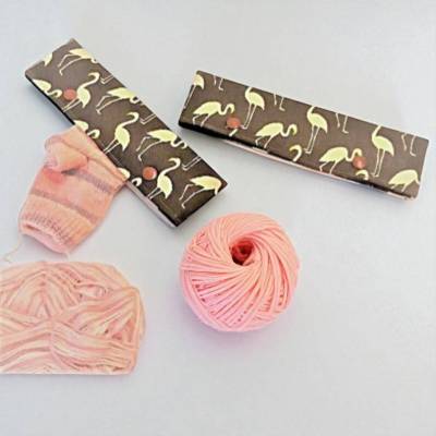 Eine Nadelspiel Halterung/ Etui für 15-20 cm Nadelspiel