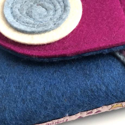 Damen Wollfilz-Brieftasche im Großformat, handmade