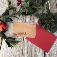 Weihnachtskarte aus Echtholz mit Umschlag "Frohe Weihnachten"/ Rentierschlitten Bild 1