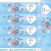 6 Baby - Sockenbanderolen: Mit Liebe gestrickt - blau Kätzchen - personalisierbar | mit transparente Klebepunkte Bild 2