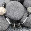 Kugelkette in schwarz, weiß und silber, allround Kette - einmalige Halskette aus einmaligen Perlen Bild 3