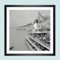Reise mit dem Dampfschiff 1901 - Kunstdruck gerahmt 35 x 35 cm - Vintage Art - Gerahmte Bilder - Historische Schwarz weiß Fotografie Bild 1