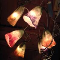 Zauberhafte Schirmchen für LED-Lichterkette, handgefilzt aus Wollvlies vom Merinoschaf (1) Bild 1