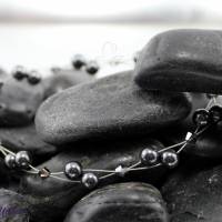 Luftig, filigranes Armband grau / dunkelgrau, Perlen und Bicone, Armband auf Handgelenksumfang - schöner Armschmuck Bild 3