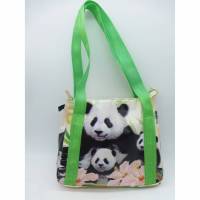 Kindertasche Panda mit Jungen Bild 1