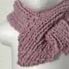 Schal Baby Babyschal Tuch Halstuch mit Schlitz Wolle rosa pastell melange gestrickt handgestrickt Bild 2