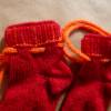 Babysocken handgestrickt in Größe 16/17, Stricksocken mit Bindeband,  Söckchen, Socken Bild 8