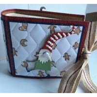 Weihnachtliche Geldgeschenk-Verpackung als Teebeutelbuch, Minialbum oder Gutscheinkarten-Box Bild 1