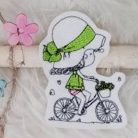 Aufnäher Mädchen auf Fahrrad - 10 x 8 cm - verschiedene Designs - aufbügelbar Bild 3