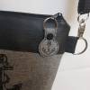 Kleine Handtasche Anker  Umhängetasche grau schwarz Tasche mit Anhänger Kunstleder maritim Bild 3