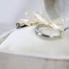 Rustikale RINGBOX aus HOLZ Herz Ringkissen Shabby Chic Weiß + GRAVUR Vintage Hochzeit Ringkästchen für Eheringe Ringscha Bild 5