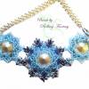 Handgemachtes Collier "O-Dilia" aus Glas-Perlen und Swarovski-Kristallen in blau und silber Bild 5