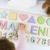 HOLZ PUZZLE mit Namen Zahlen Formen Pastell Farben Montessori Personalisiert 1. 2. 3. Geburtstag Baby Geschenk Neugeborene Geburt Kinder Mädchen Jungs Spielzeug Bild 3