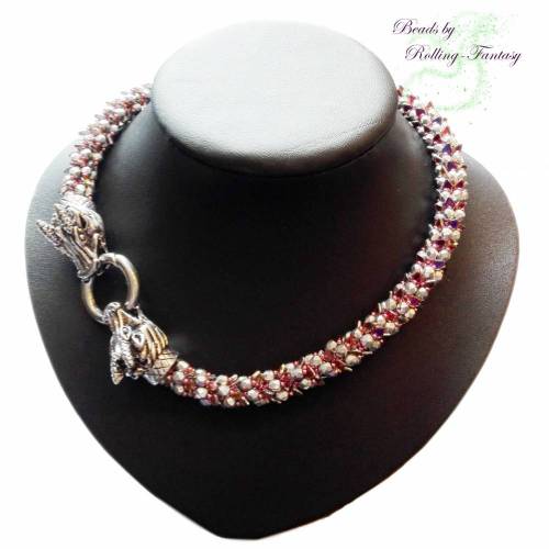Handgefertigte Kette "Drachenschwanz mit Drachenköpfen" aus Glasperlen und feuerpolierten Glasschliffperlen in silber und pink