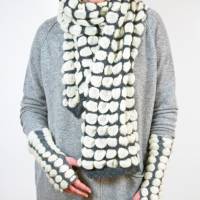 Winter-Schal Damen weiß grau, gestrickter Mohairschal mit Bubble-Muster, Weihnachtsgeschenk Frau, Kuschelschal Bild 10