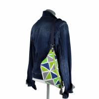 Gürteltasche "Tine" in grün - modische, trendige Cross-Bag in einer tollen Farbkombination * Bodybag Bild 9