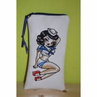 Sailor Pin-up Girl Handytasche Handyhülle Brillenetui Brillentasche Bild 1