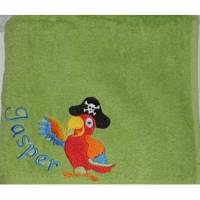 Handtuch, bestickt, Piratenpapagei, personalisiert inkl. Wunschname, Baumwollhandtuch, individuell, von Dieda Bild 1