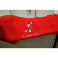 Handtuch, bestickt, Blumenranke, personalisiert inkl. Wunschname, Baumwollhandtuch, individuell, von Dieda Bild 1