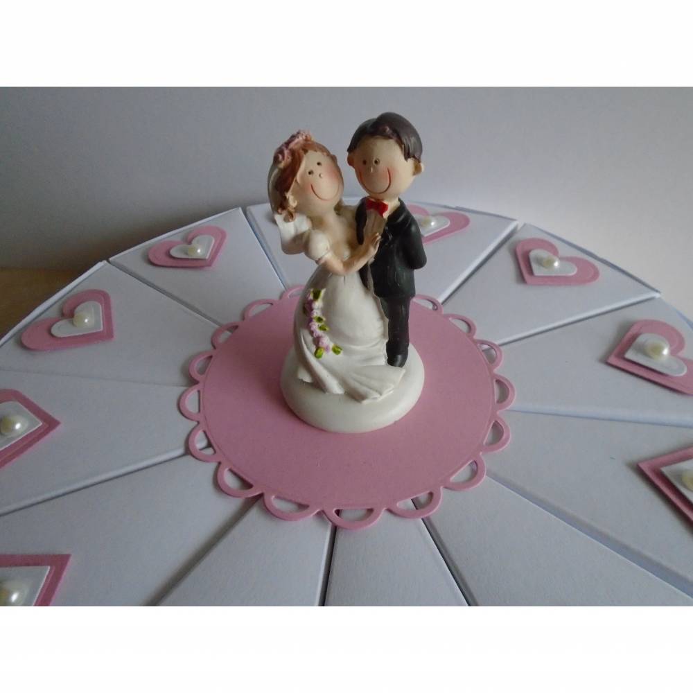 Schöne Verpackung Geldgeschenke Hochzeit/ Brautpaar mit Torte 