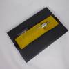 Stifthalter, Stifthalterung, gelb, aus Wollfilz mit Gummiband zur Befestigung an Notizbuch, Kalender, DIN A5, handgemacht von Dieda Bild 2