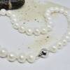 Elegante Kette aus echten Perlen, Choker mit Weißgold, Brautkette Bild 3