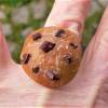 Ring Cookie mit  Schokostückchen aus Fimo Polymer Clay handmodelliert Fingerring Bild 2