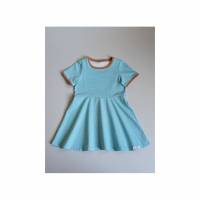 Gepunktetes Kleid in türkis mit weit schwingendem Rockteil aus BIO Jersey designed by Puck von Stoffonkel Bild 1