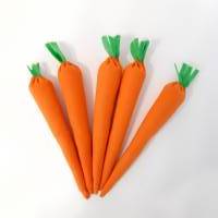 Deko Karotten aus Stoff, 5 Stoff Karotten, Osterdeko, Frühlingsdeko Bild 2