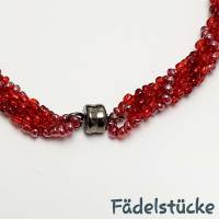 Rote Halskette gehäkelt - mit Anhänger "Blume des Lebens" Bild 4