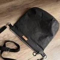 wasserabweisende Beuteltasche Oilskin Schultertasche Reißverschlusstasche Shopper BLACKY *Einzelstück* Bild 1
