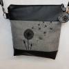 Handtasche Pusteblume grau Umhängetasche Dandelion grau schwarz Tasche mit Anhänger Kunstleder Bild 2
