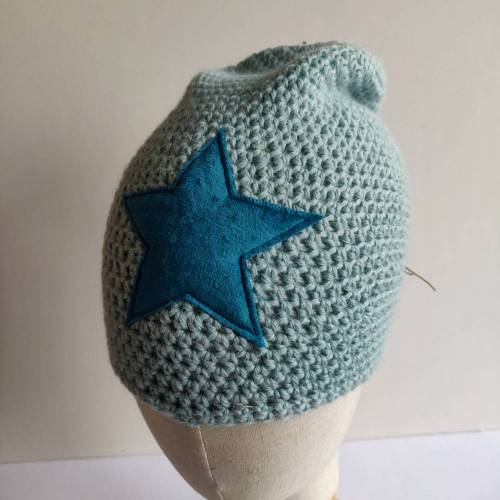 Warme Winter Alpaka Woll Mütze in babyblau mit Stern