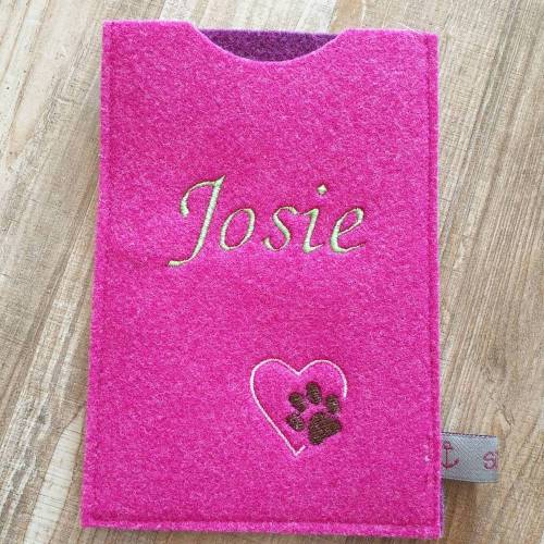 Heimtierausweishülle / Tierausweishülle bestickt