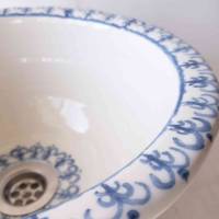 Kleines Waschbecken /weiß/creme/blau mit Bordüre   Ø 29,5 cm Höhe 14,5 cm Bild 4