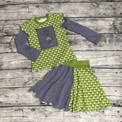 wunderschöne Kombi Set 2tlg. in gr.122/128 * grün * Herzen * Mädchen * Rock & Shirt *