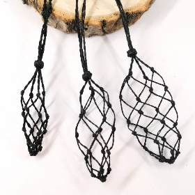 Makramee-Halskette mit Wechsel-Netz/ Steinhalter in deiner Wunschfarbe und -größe (leer, ohne Stein)
