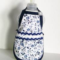 Spülischürze, Rosen-Schürze Spülmittelflasche, Spüliflasche-Schürze, Spülmitteflaschen-Schürze, blaue Rosen Bild 7