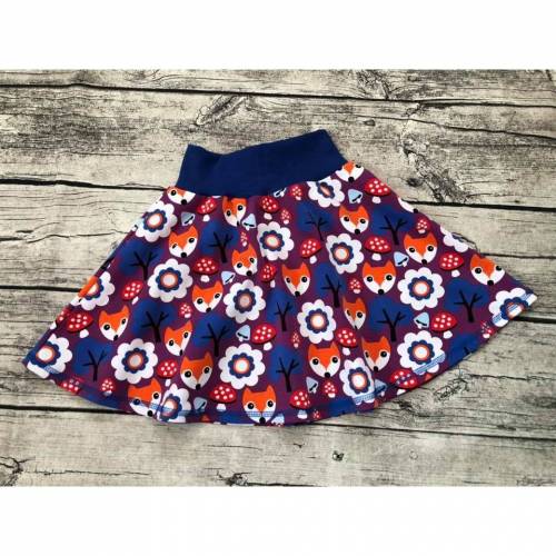 wunderschöner Rock / Drehrock gr.110/116 Beere Fuchs