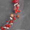 Halskette, Perlenkette gehäkelt aus Edelstahldraht mit Koralle, Holz und Keramik in Rottönen Bild 2