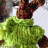 Osterhase Deko- Häschen aus rehbrauner Wolle, bekleidet mit einem lindgrünen Pullunder FÜR LIEBHABER Bild 8