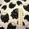 Baumwoll Jersey Druck Skulls schwarze Totenköpfe Schädel mit Sternen auf weiß Meterware nähen Mützen Geschenke Shirt Bild 3