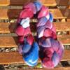 Handgefärbter Kammzug aus süddeutscher Merino Bild 2