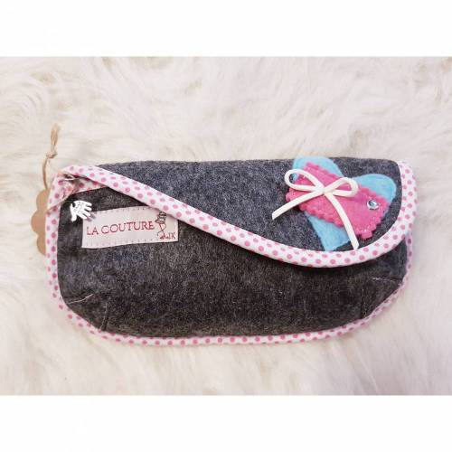 Brillenetui kleines Täschchen Handmade Geschenkidee Unikat Filz Etui Brille Sonnenbrille Aufbewahrung Applikation Herz Hülle
